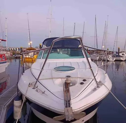 Πλωτό κατάλυμα Barco Con Parking Y Duchas Gratuitas Sanxenxo